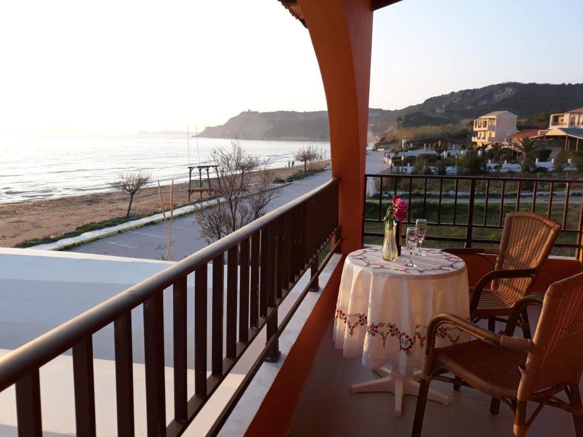 Porto-Fino Hotel Арилас Екстериор снимка